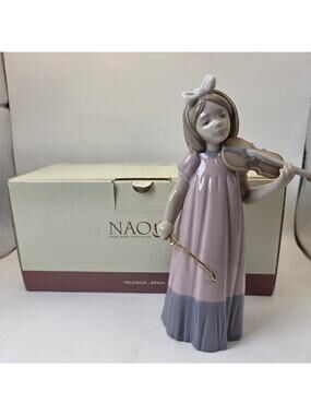 NAO by Lladro Girl With Violin #1034 Porcelain Figurine Spain Boxed 7.5"